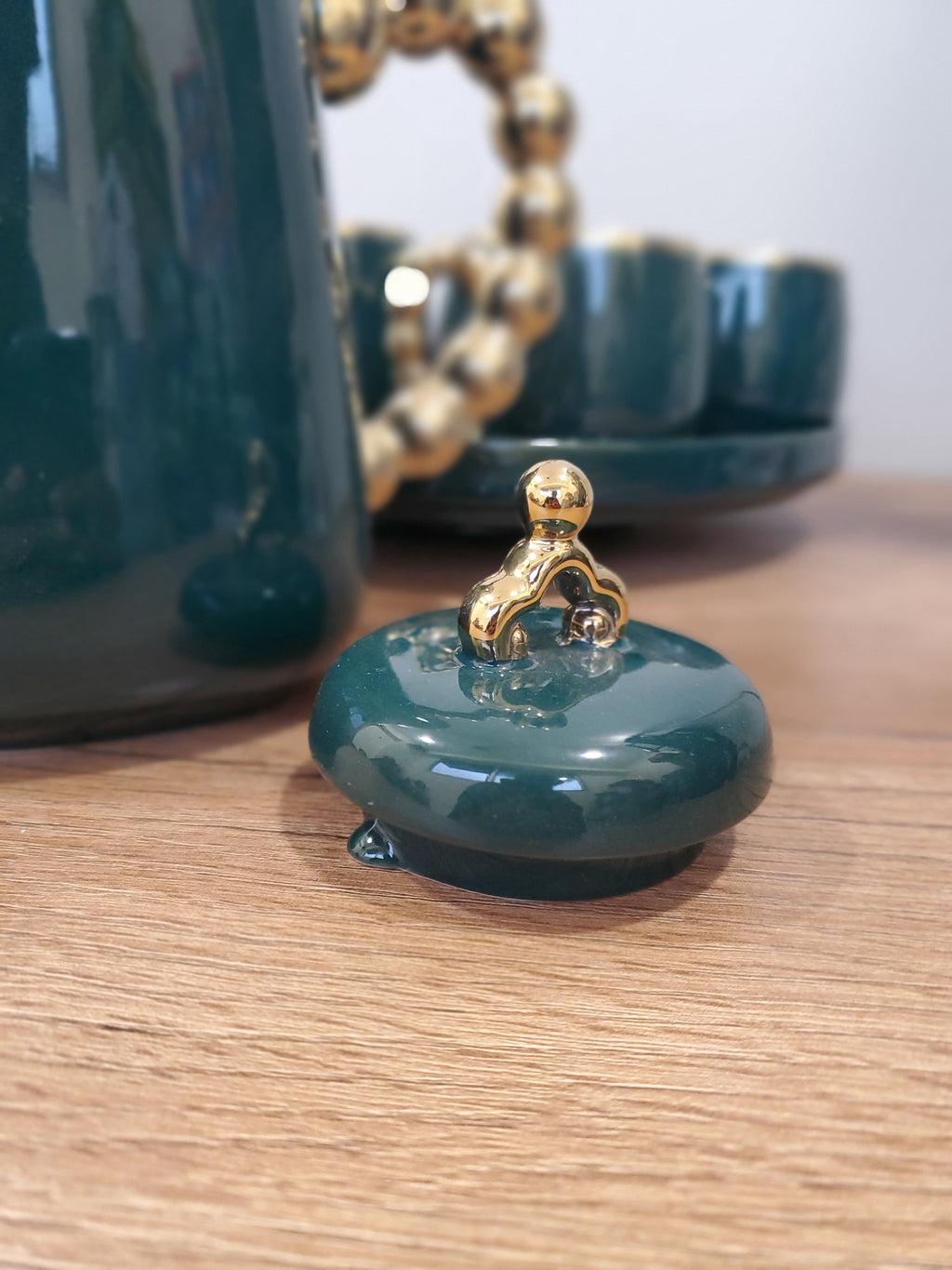 Luxury Emerald Green Coffee Set With Rotating Tray – (41/4)