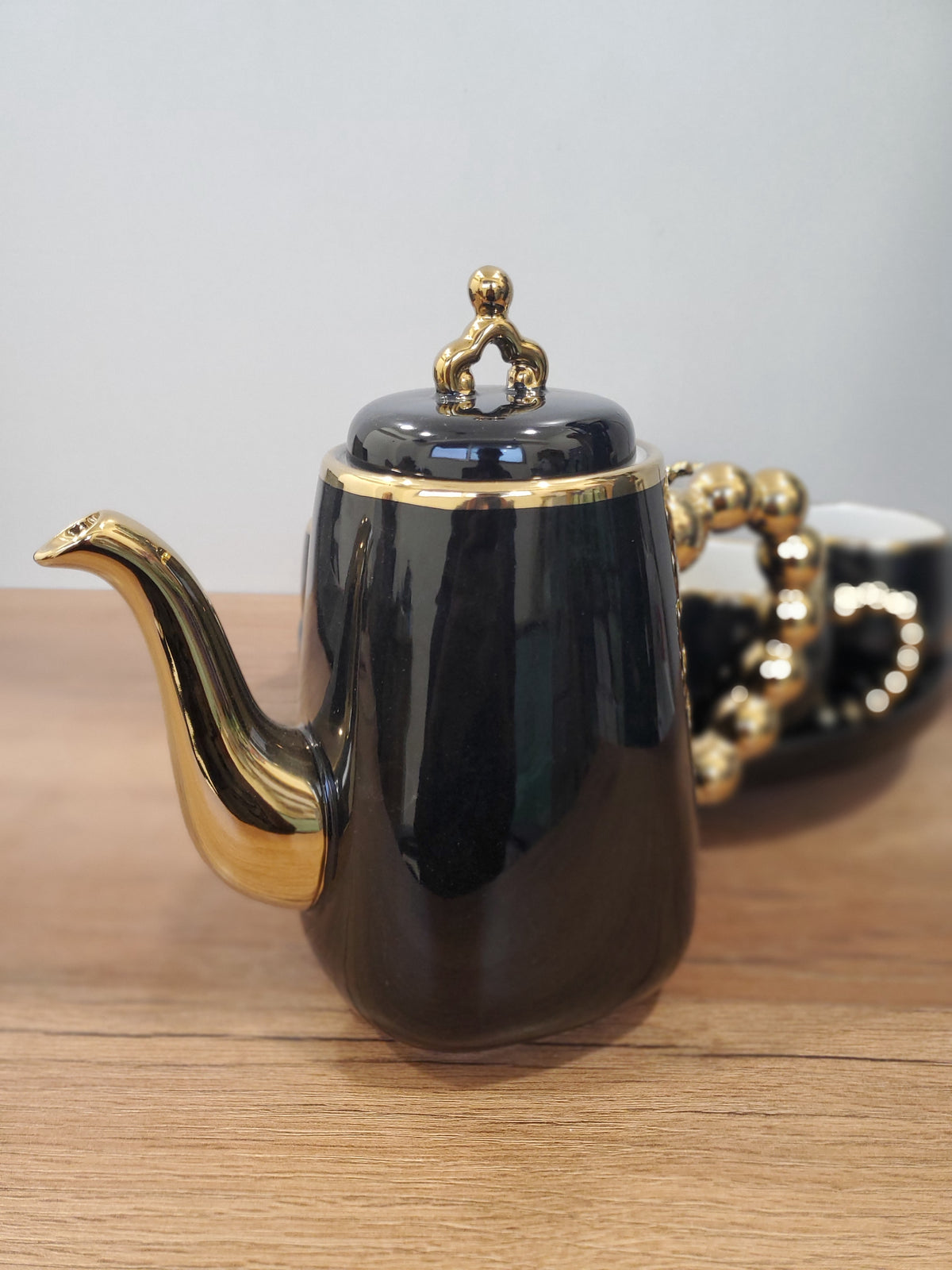 Luxury Black Coffee Set With Rotating Tray – (41/5)