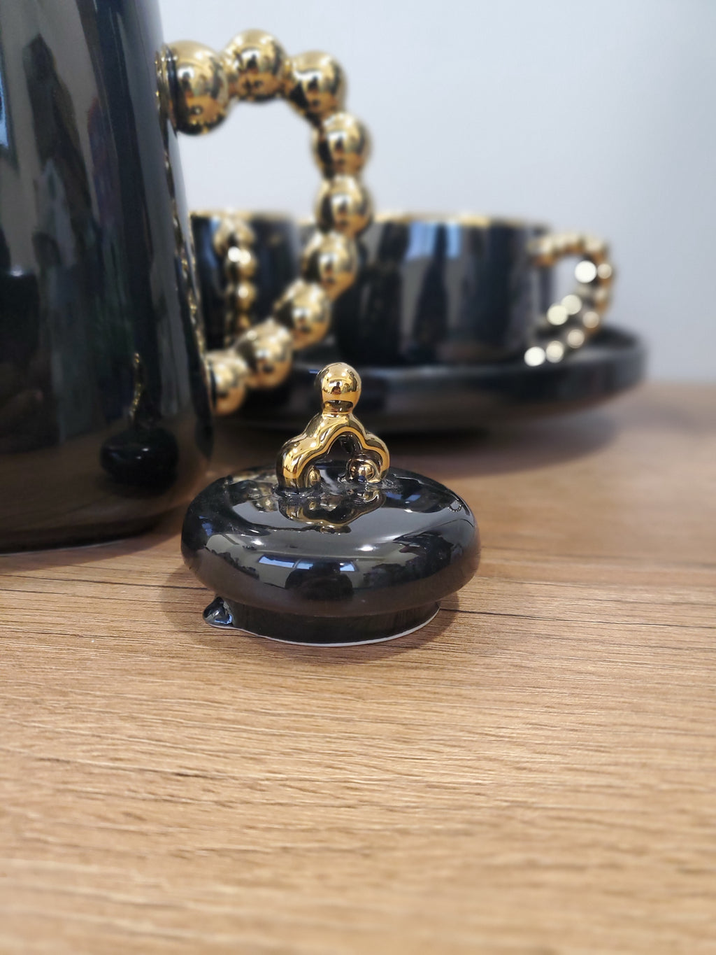 Luxury Black Coffee Set With Rotating Tray – (41/5)