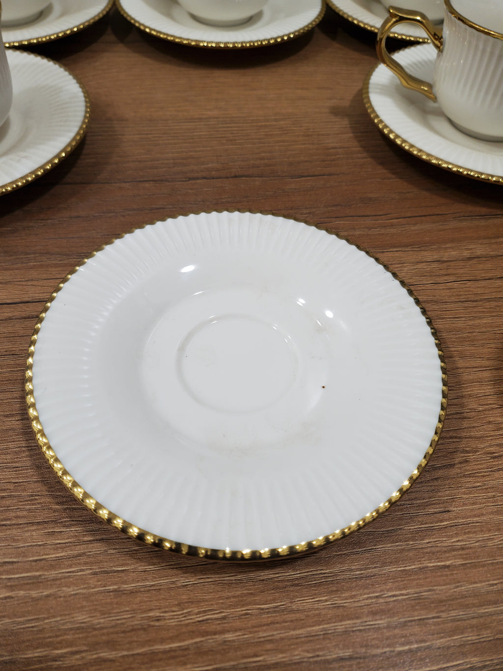 6+6 GGK Cups & Saucers Set White & Gold Classic Design (YH-082)