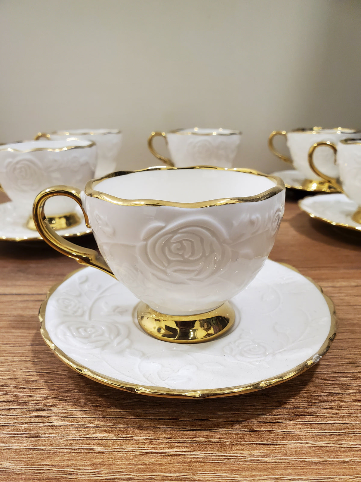 6+6 GGK Cups & Saucers Set White & Gold Premium Design (YH-084)