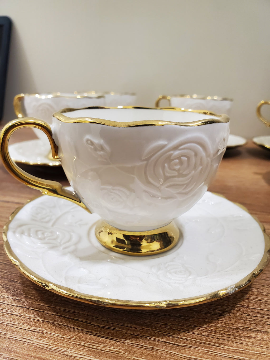 6+6 GGK Cups & Saucers Set White & Gold Premium Design (YH-084)