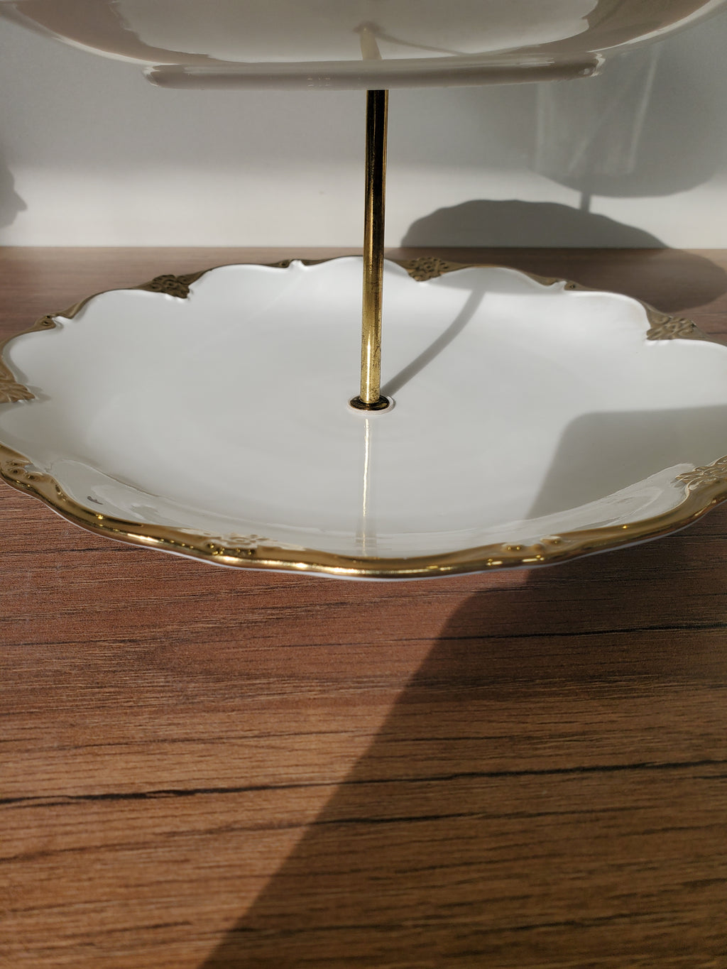 3-Tier Ceramic Serving Stand with Gold Finish (J2513)