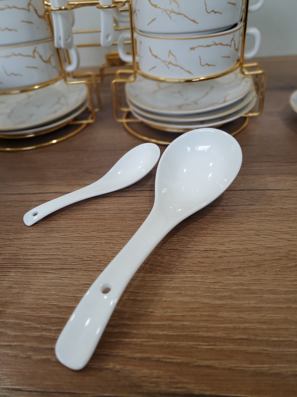 21-Piece Ceramic Soup Bowl Set with Gold Iron Stand