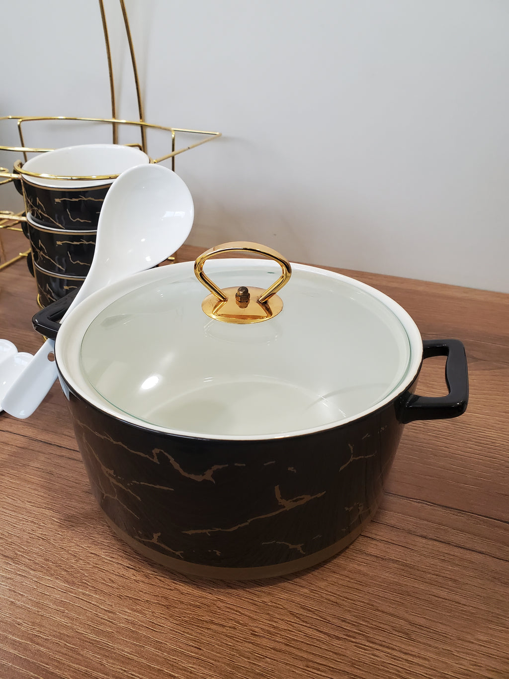 15-Piece Ceramic Soup Bowl Set with Gold Iron Stand