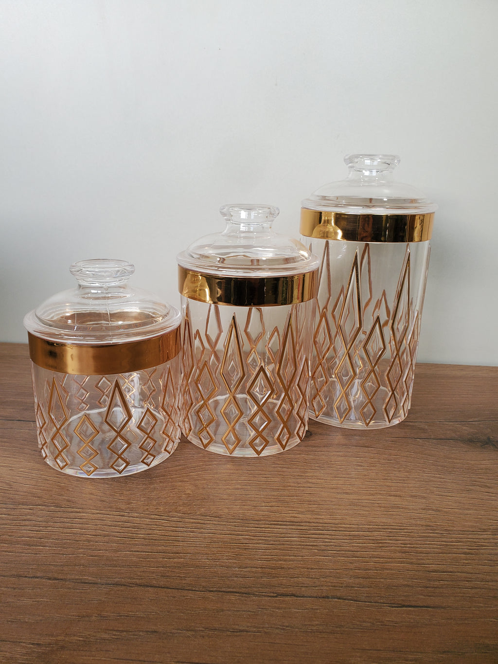 3-Piece Acrylic Jar Set with Gold Detailing (2315TH)