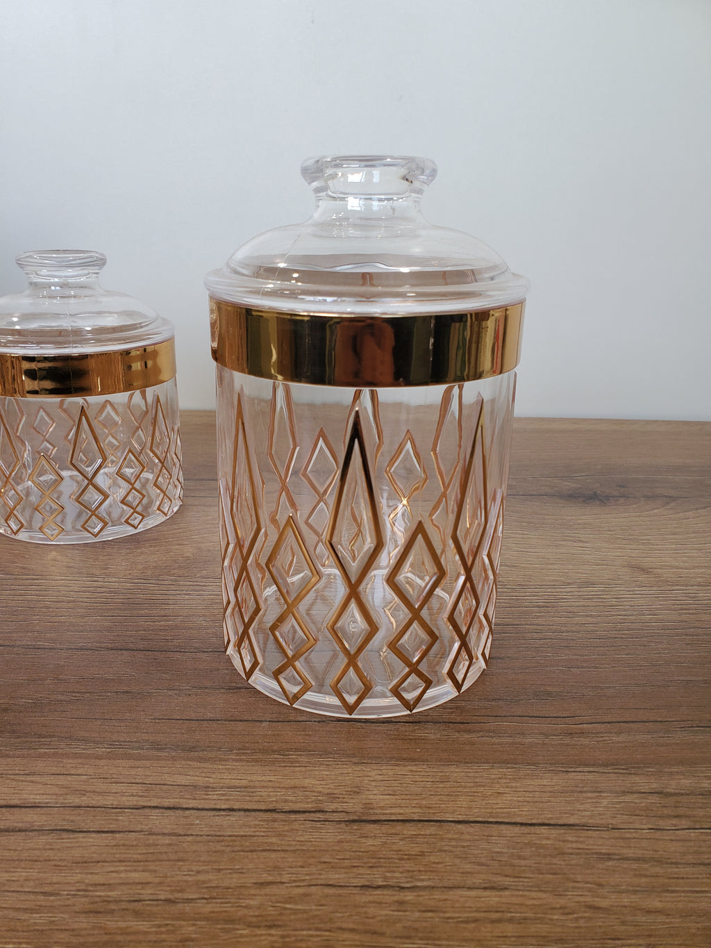 3-Piece Acrylic Jar Set with Gold Detailing (2315TH)