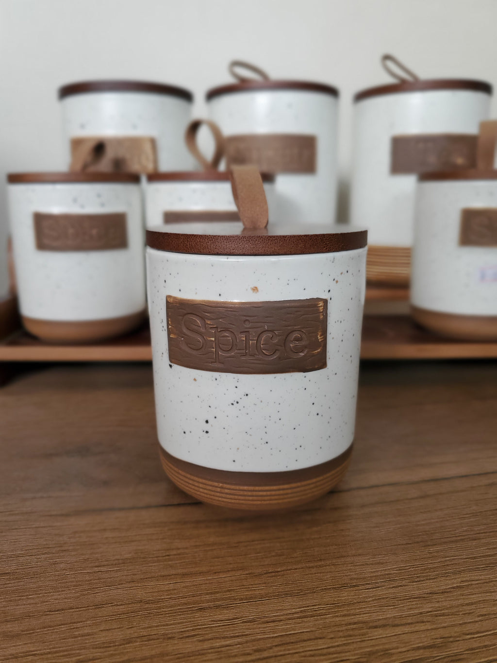 7-Piece Ceramic Storage Jar Set with Wooden Tray (8-5)