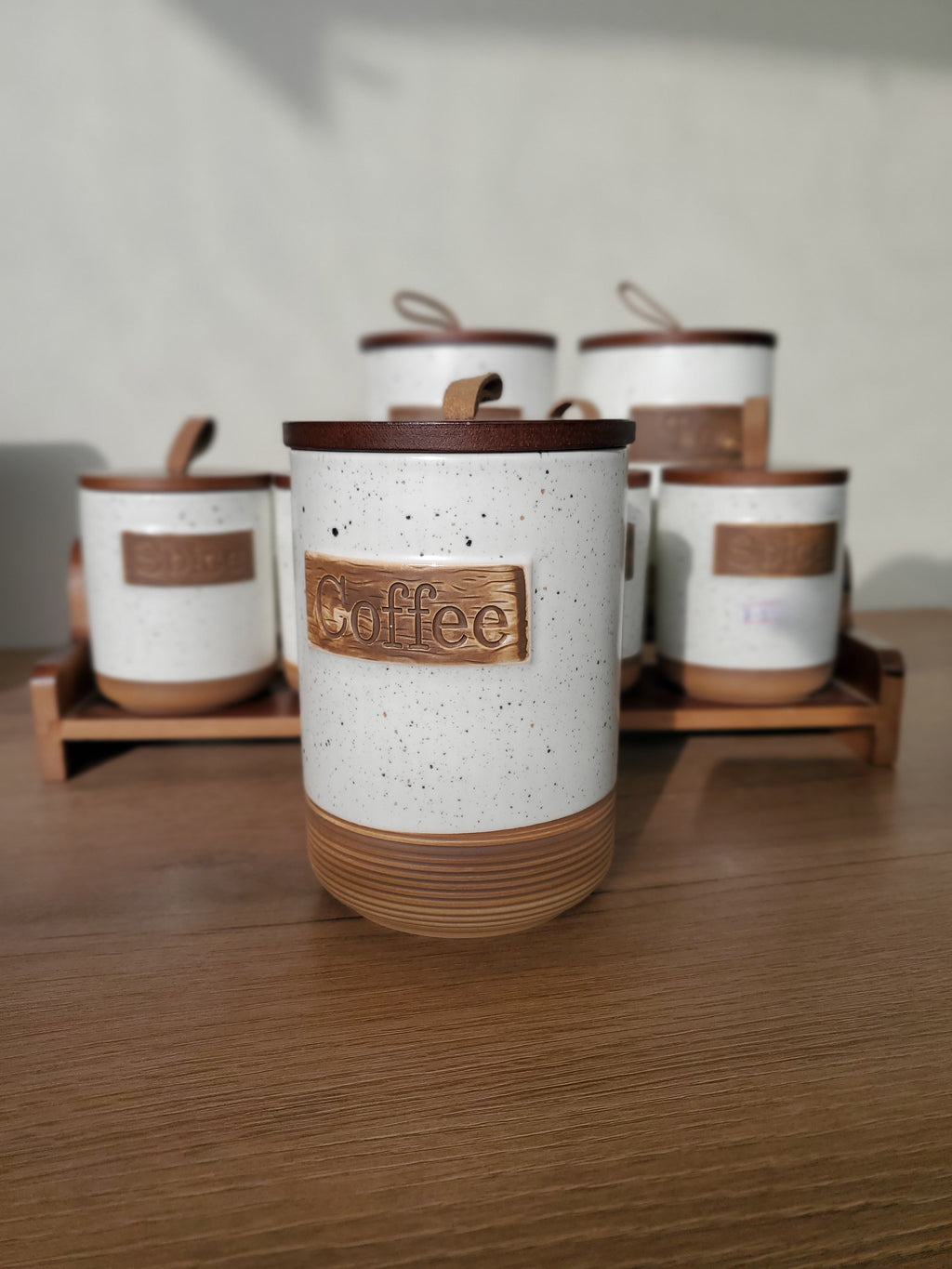 7-Piece Ceramic Storage Jar Set with Wooden Tray (8-5)