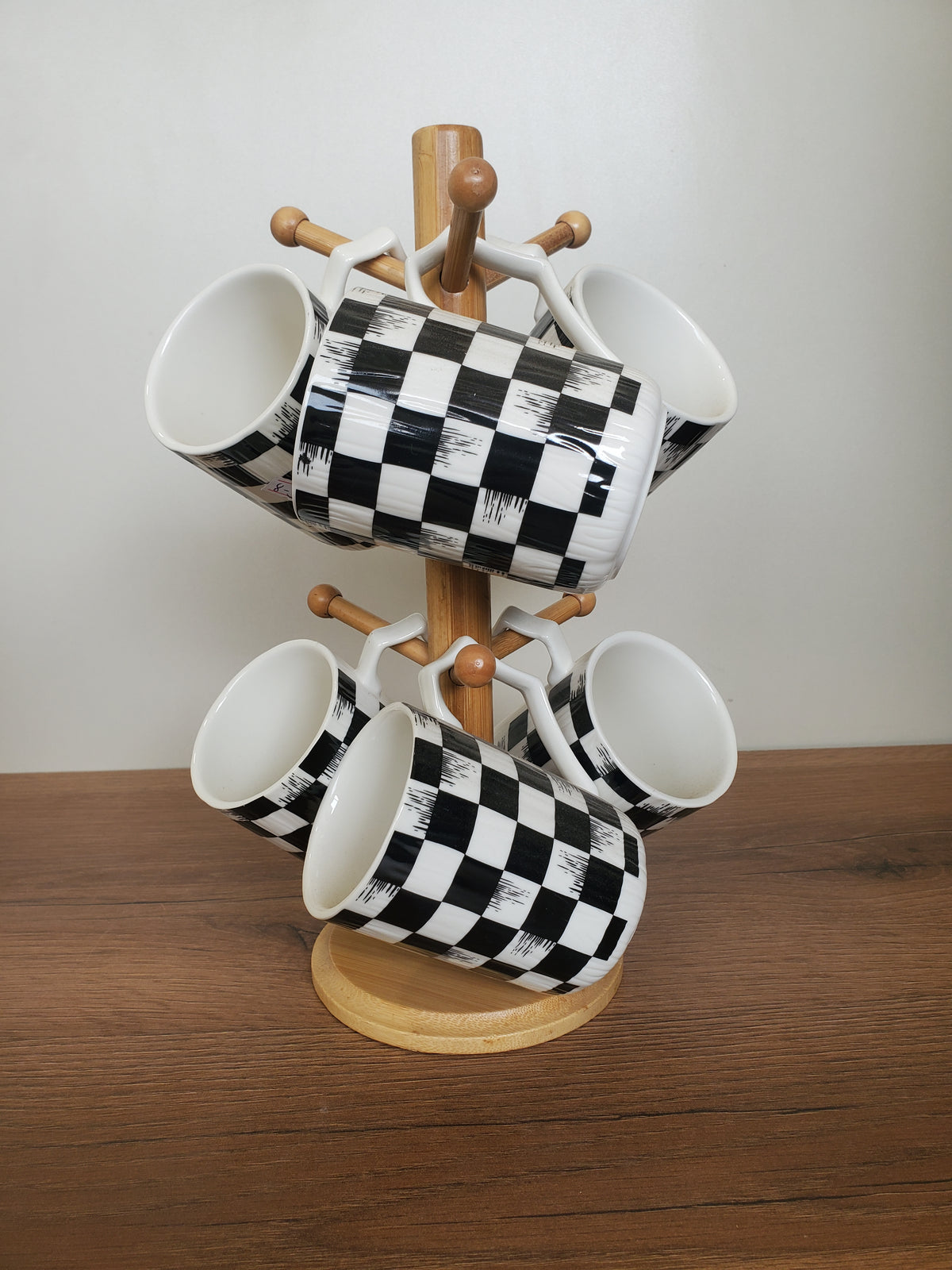 6-Piece Ceramic Mug Set with Wooden Stand Checkered Design (8-30)