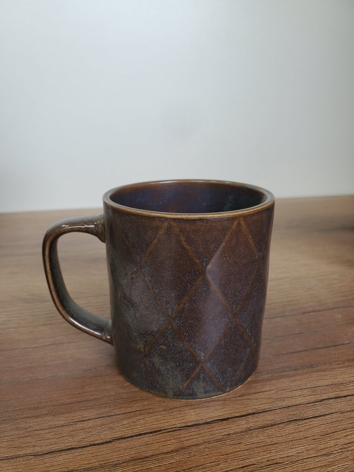 Geometric Diamond Design Ceramic Cup (C095-2)