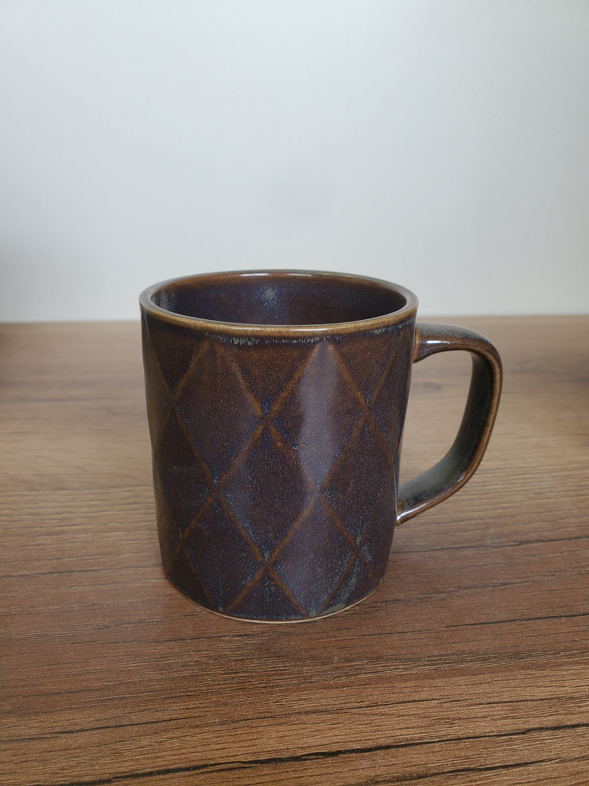 Geometric Diamond Design Ceramic Cup (C095-2)