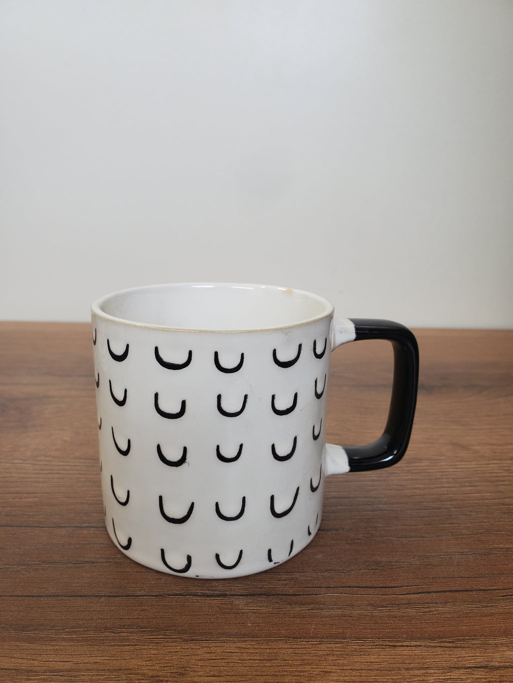 Ceramic Coffee Mug Embossed Design (C017-3)