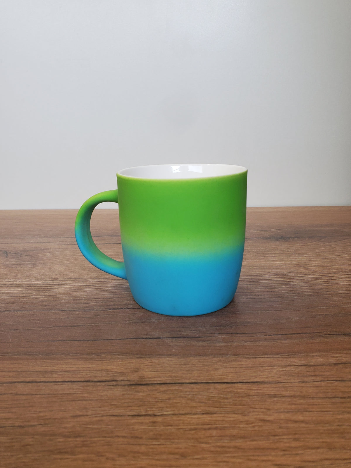 Ceramic Coffee Mug Gradient Color Round Shape (11-4)
