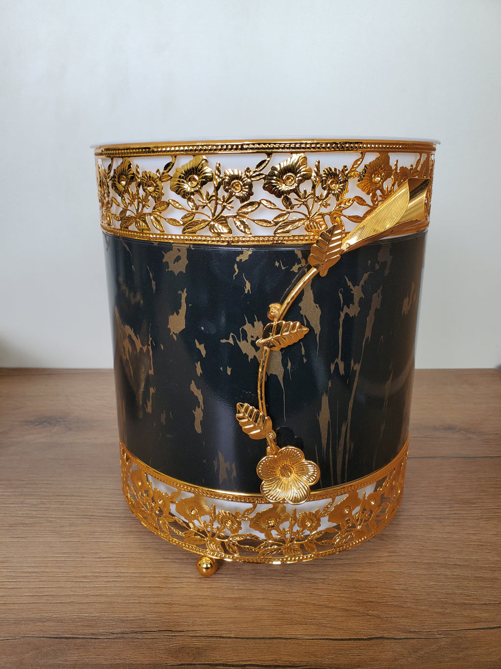 2-Piece Dustbin & Tissue Box Set Black & Gold Deer Design (4-7)