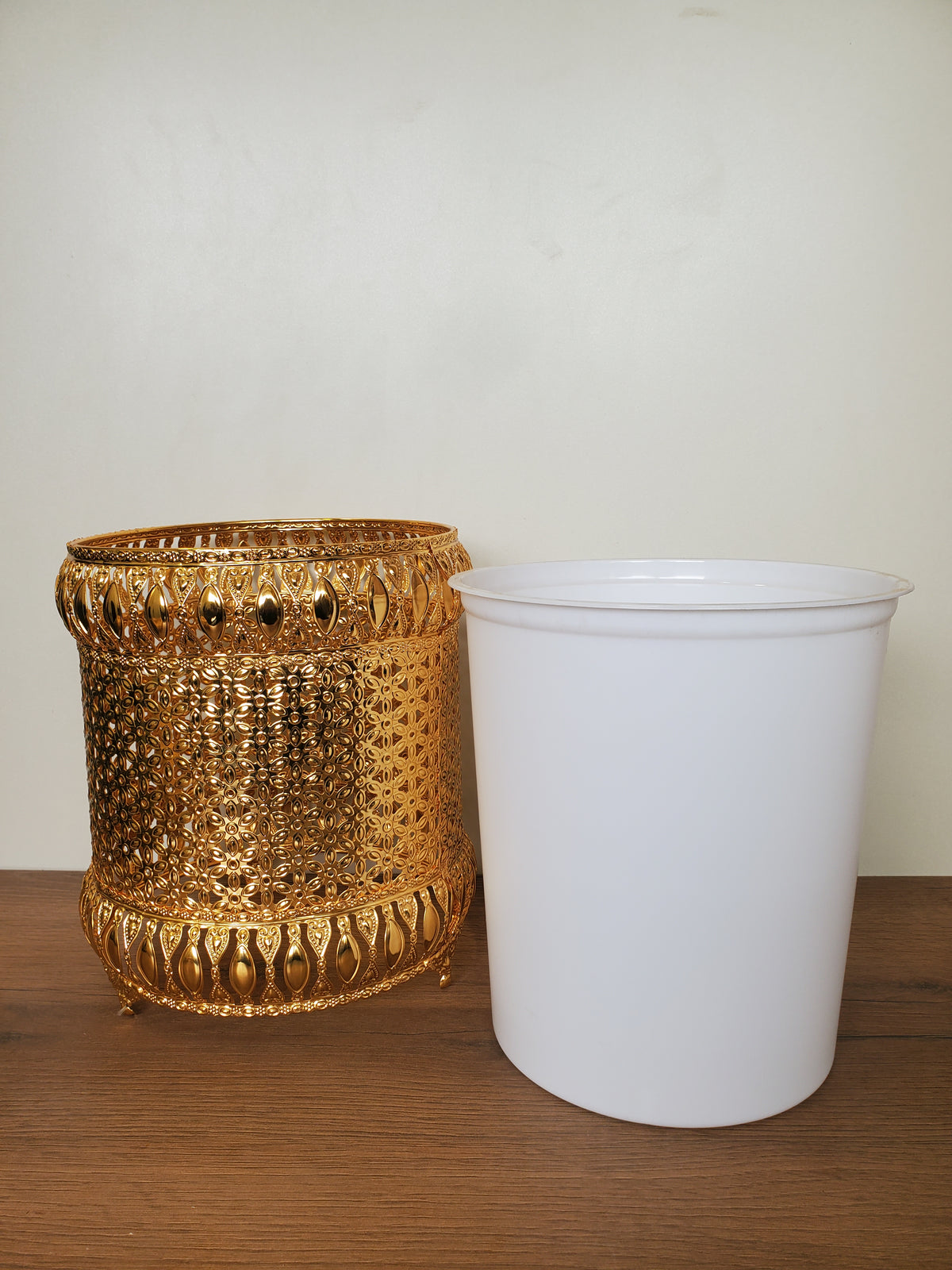 2 Piece Decorative Metal Dustbin & Tissue Box Gold Floral Design (4-2)