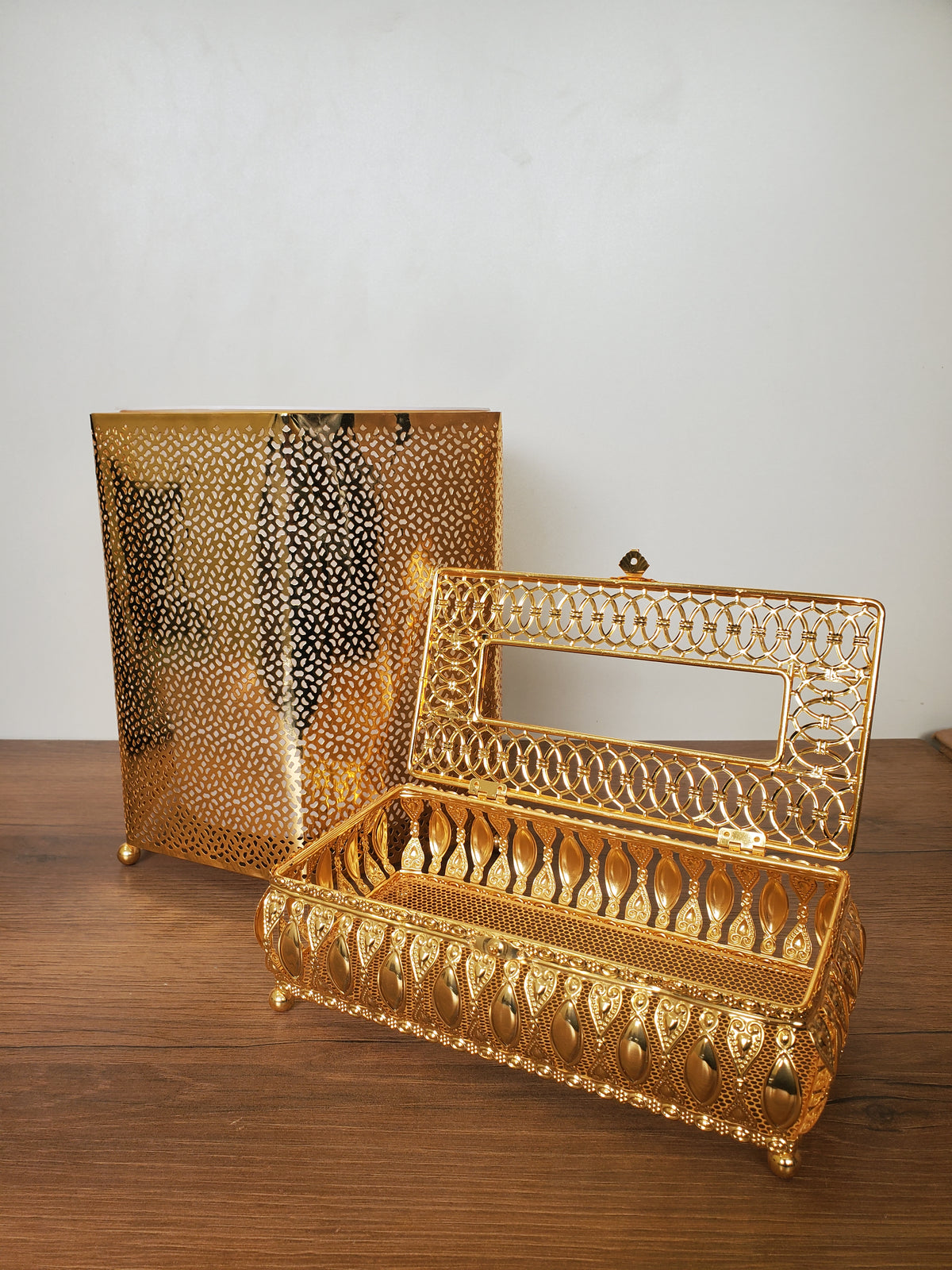 2 Piece Decorative Metal Dustbin & Tissue Box Gold Hammered Design (4-5)
