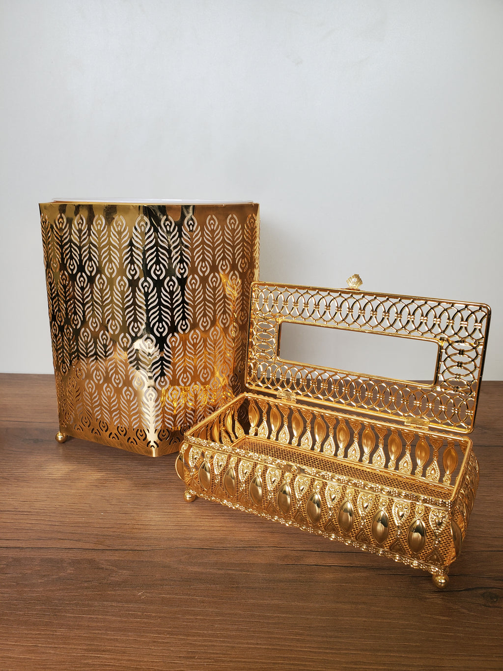 2-Piece Golden Peacock Feather Design Tissue Box & Dustbin Set (4-4)