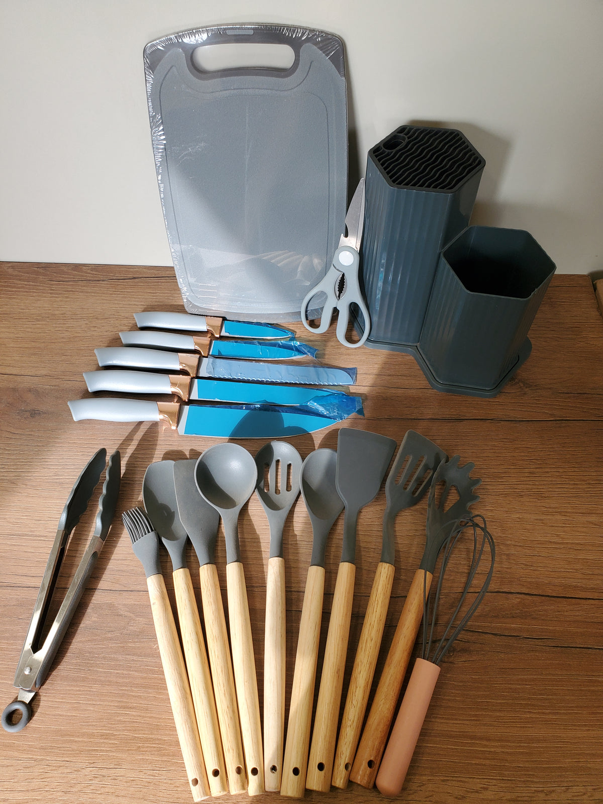 Knife & Silicone Utensils Set with Chopping Board & Hexagon Stand (3-3)