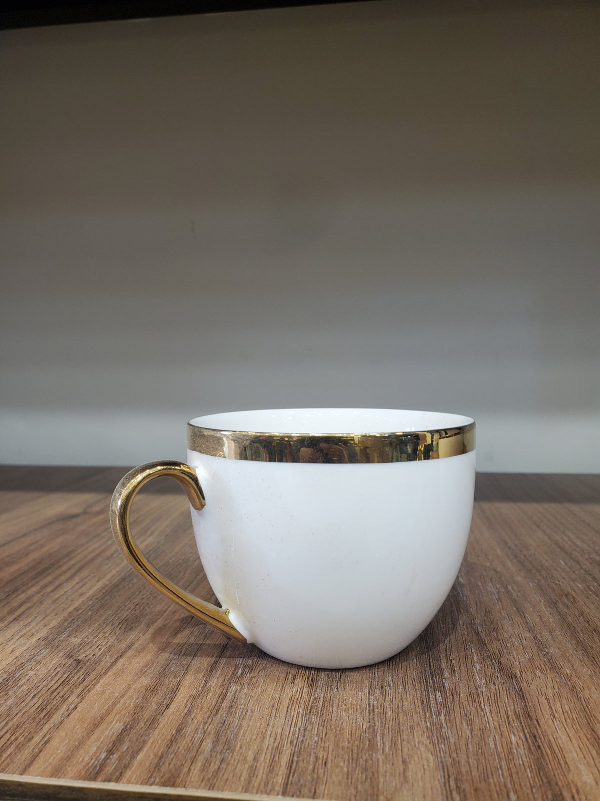 Luxury White & Gold Coffee Cup Set 6Pcs